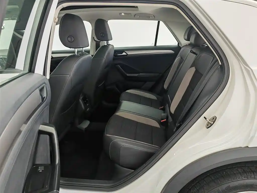 Volkswagen T-ROC 2020 280TSI DSG FWD Elite фото 15