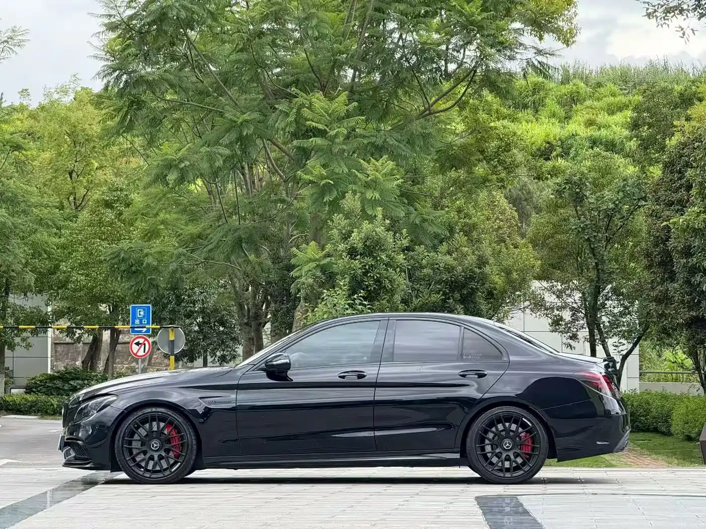 Mercedes-Benz C-Class AMG 2017 AMG C 63 S фото 3