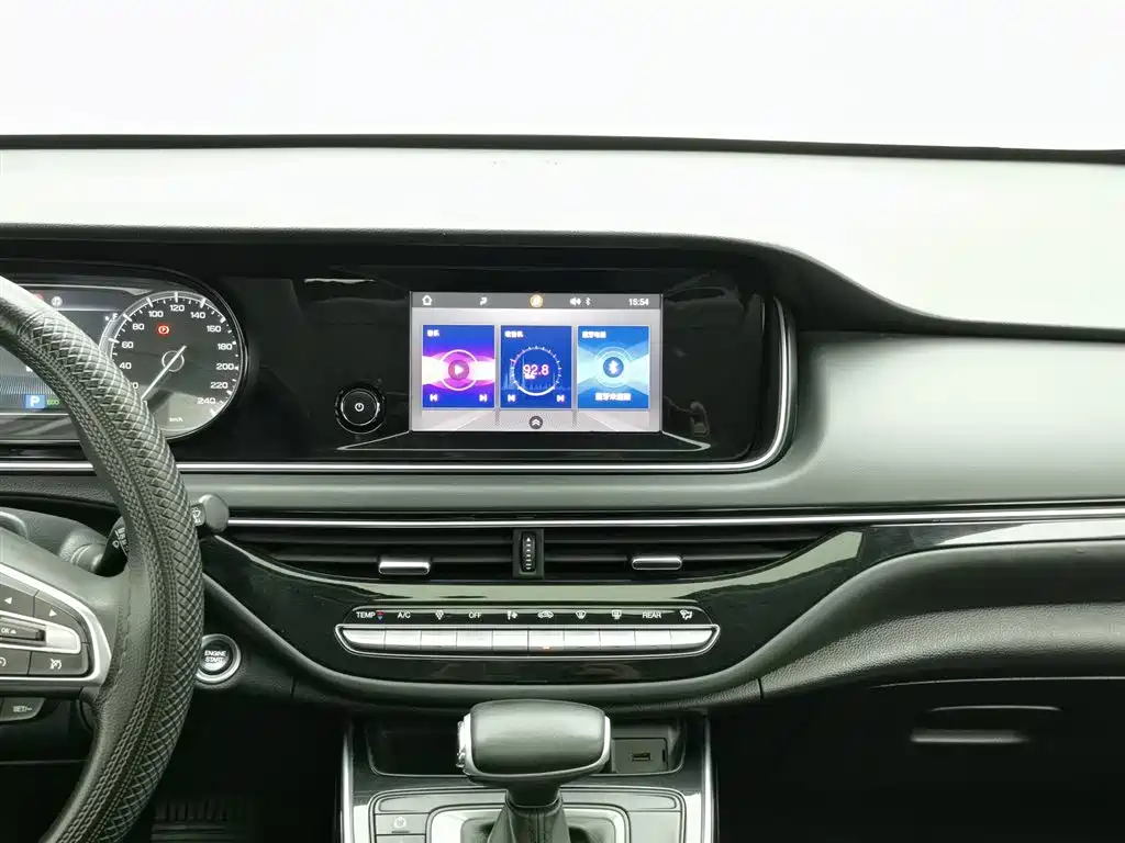 GAC Trumpchi Trumpchi M6 2021 270T DCT Luxury Edition (7-Seater) фото 12