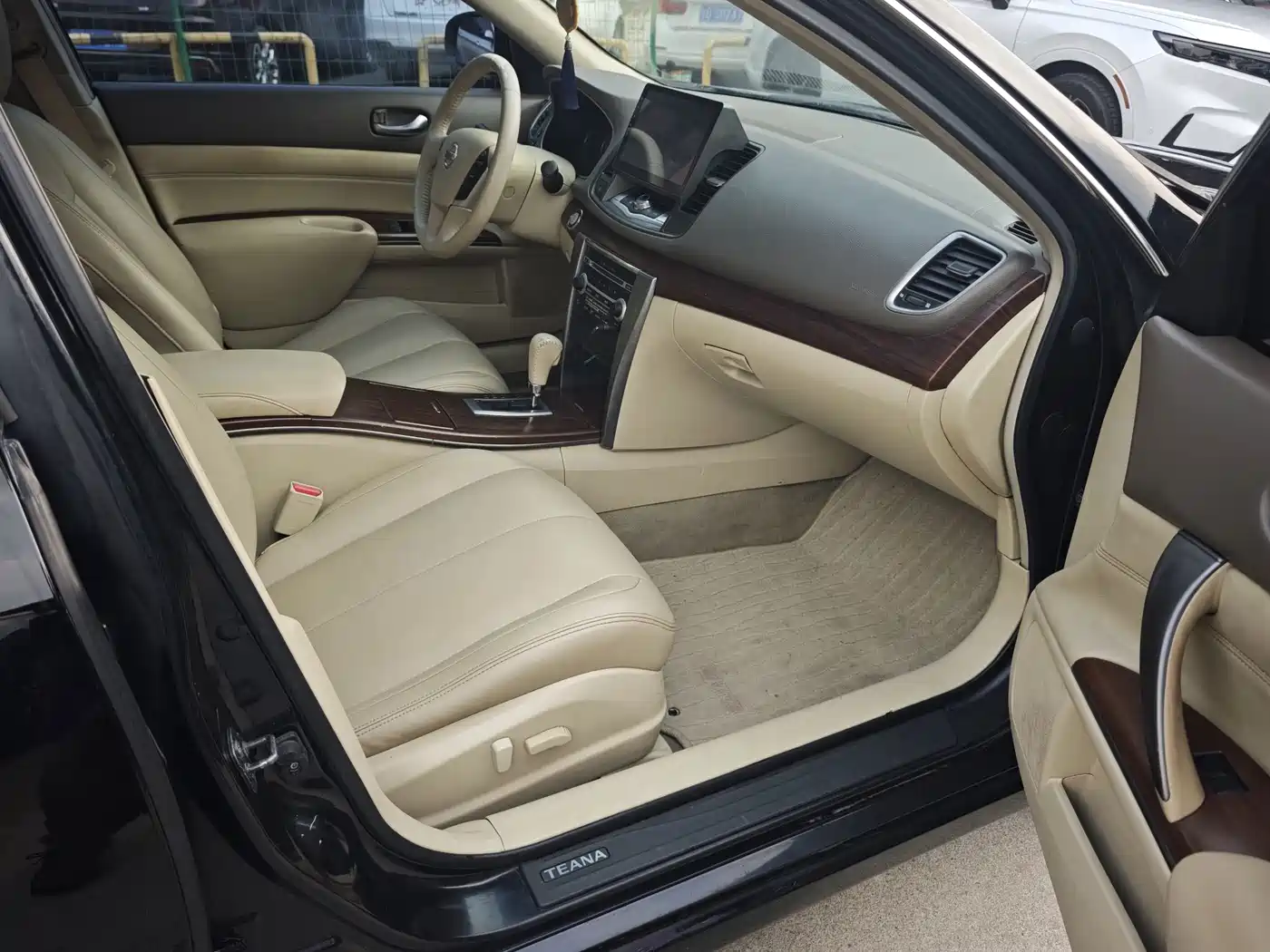 Nissan Teana 2010 2010 2.5L XL Anniversary Edition