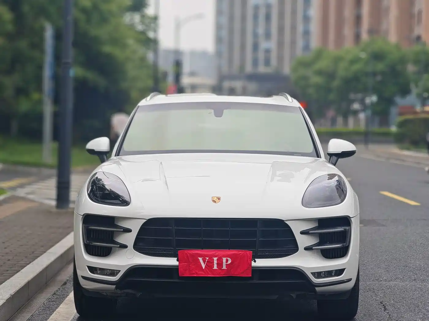 Фото 2 - Porsche Macan