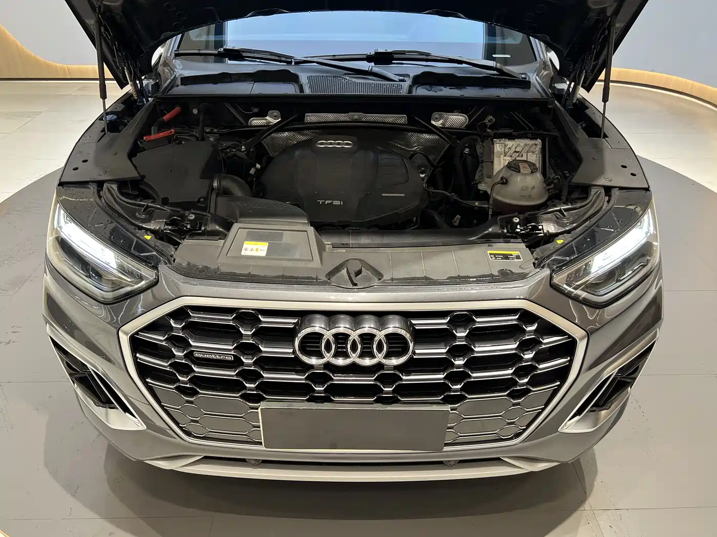 Audi Q5L 2022 45T Luxury Dynamic фото 14
