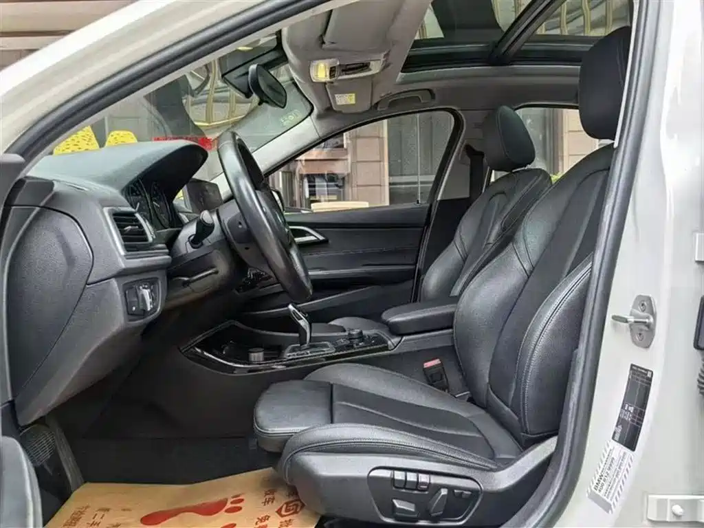 BMW 1 Series 2020 Model 120i M Sport Package фото 7