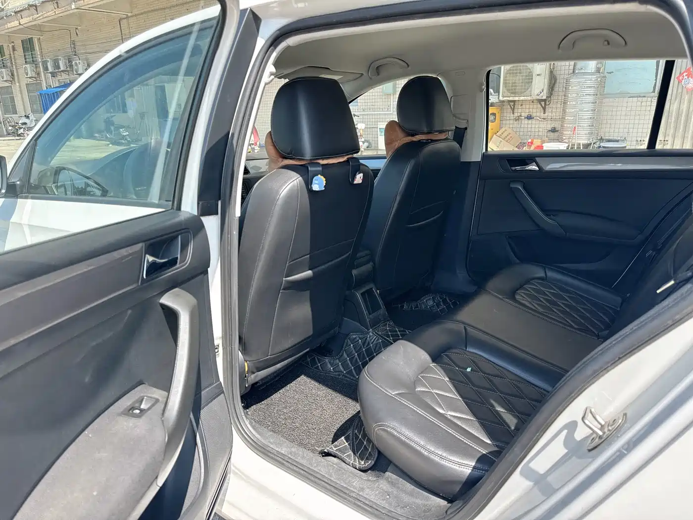 Volkswagen Santana 2015 Gran Santana 1.6L Automatic Trend фото 5