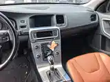Фото 13 - Volvo S60