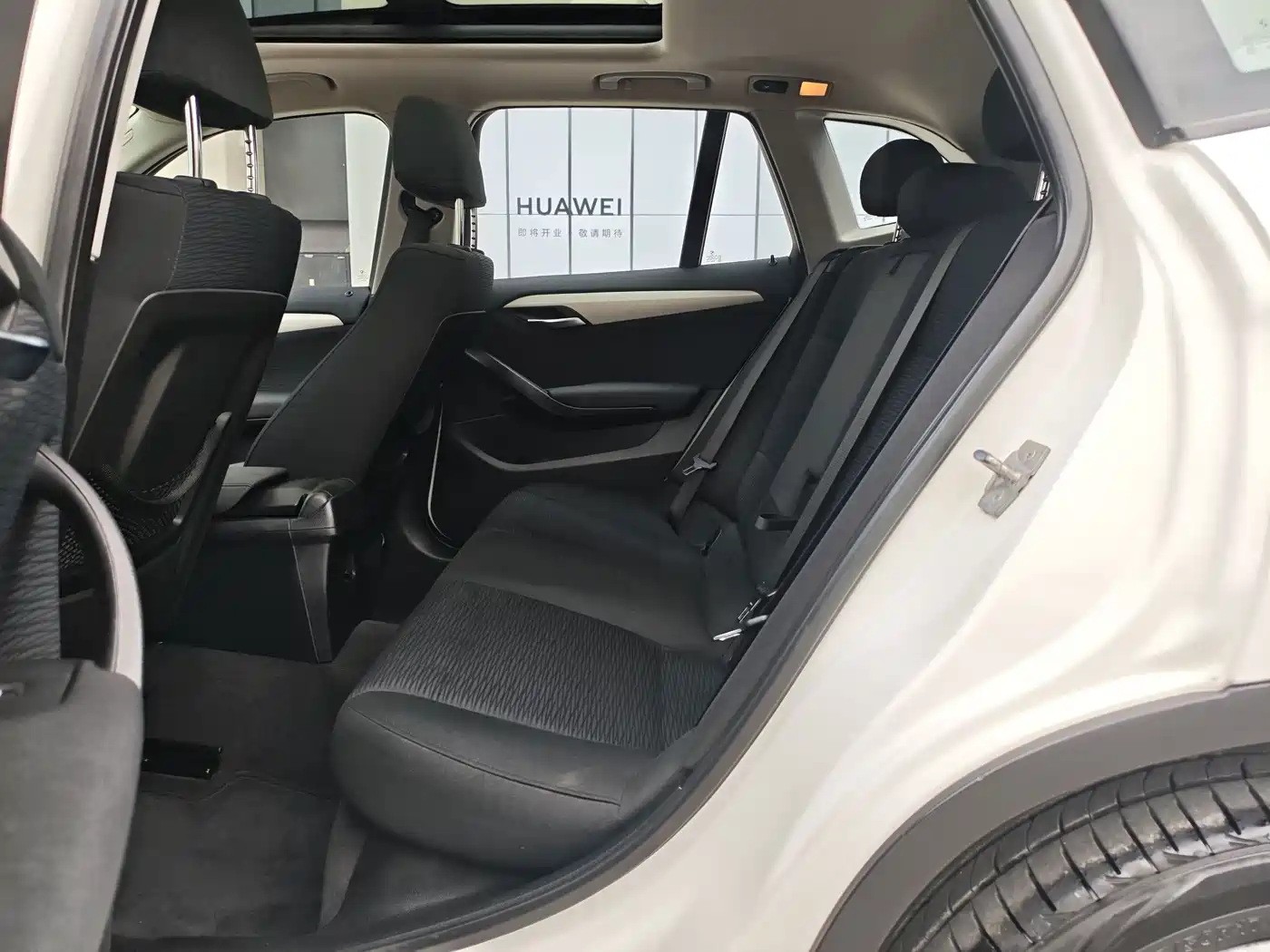 Фото 6 - BMW X1