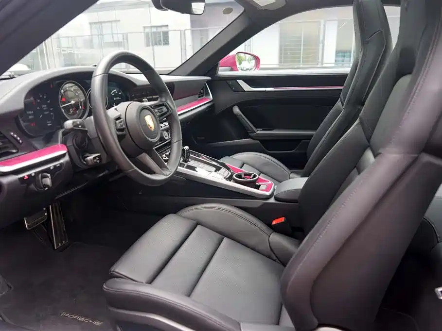 Porsche 911 2023 Carrera 3.0T фото 16