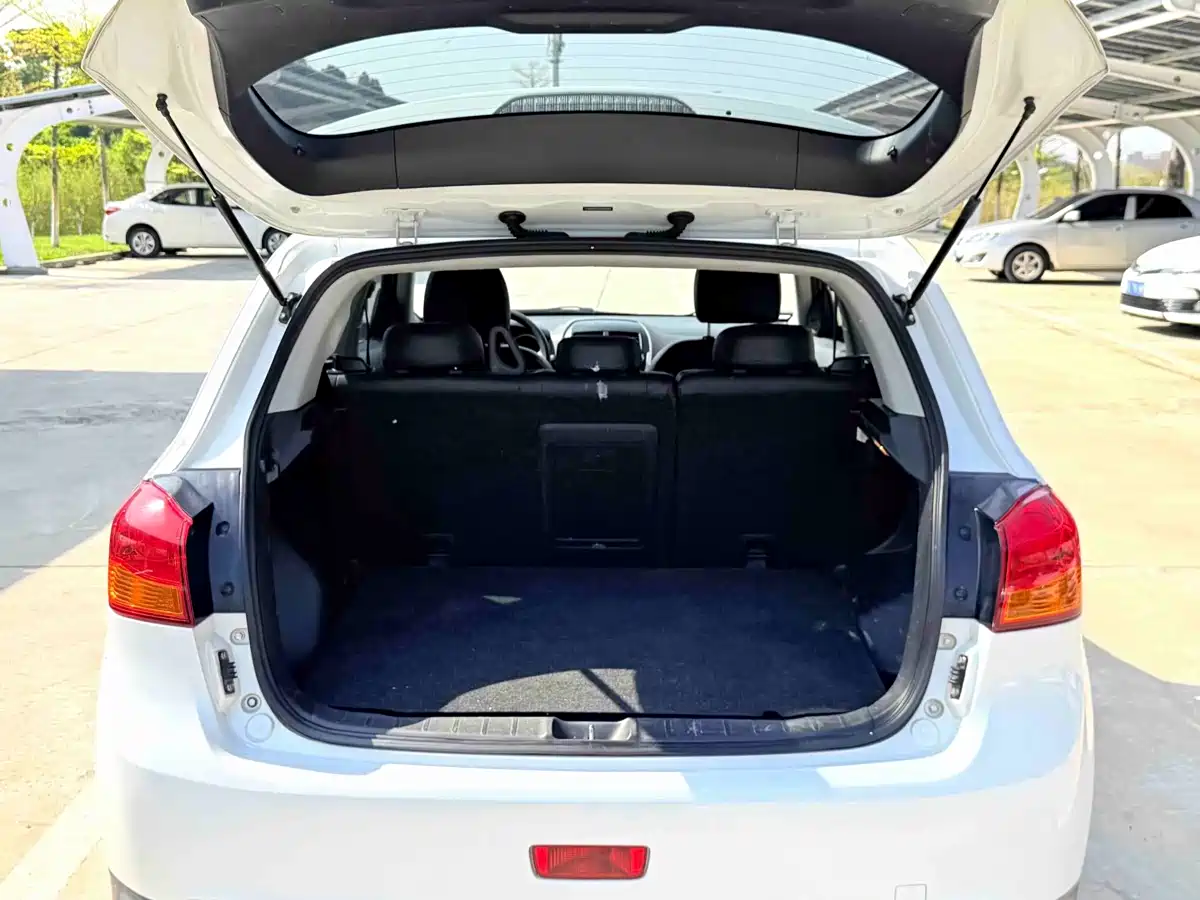 Mitsubishi ASX 2013 1.6L Manual 2WD Standard фото 21