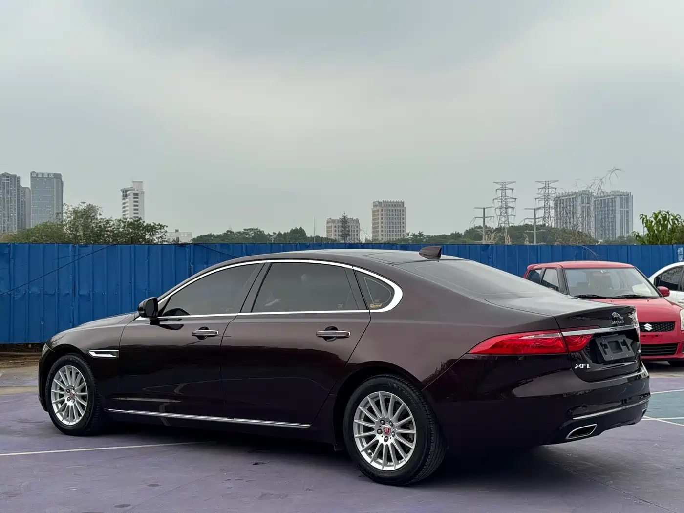 Jaguar XFL 2017 XFL 2.0T 200PS Luxury Edition фото 7