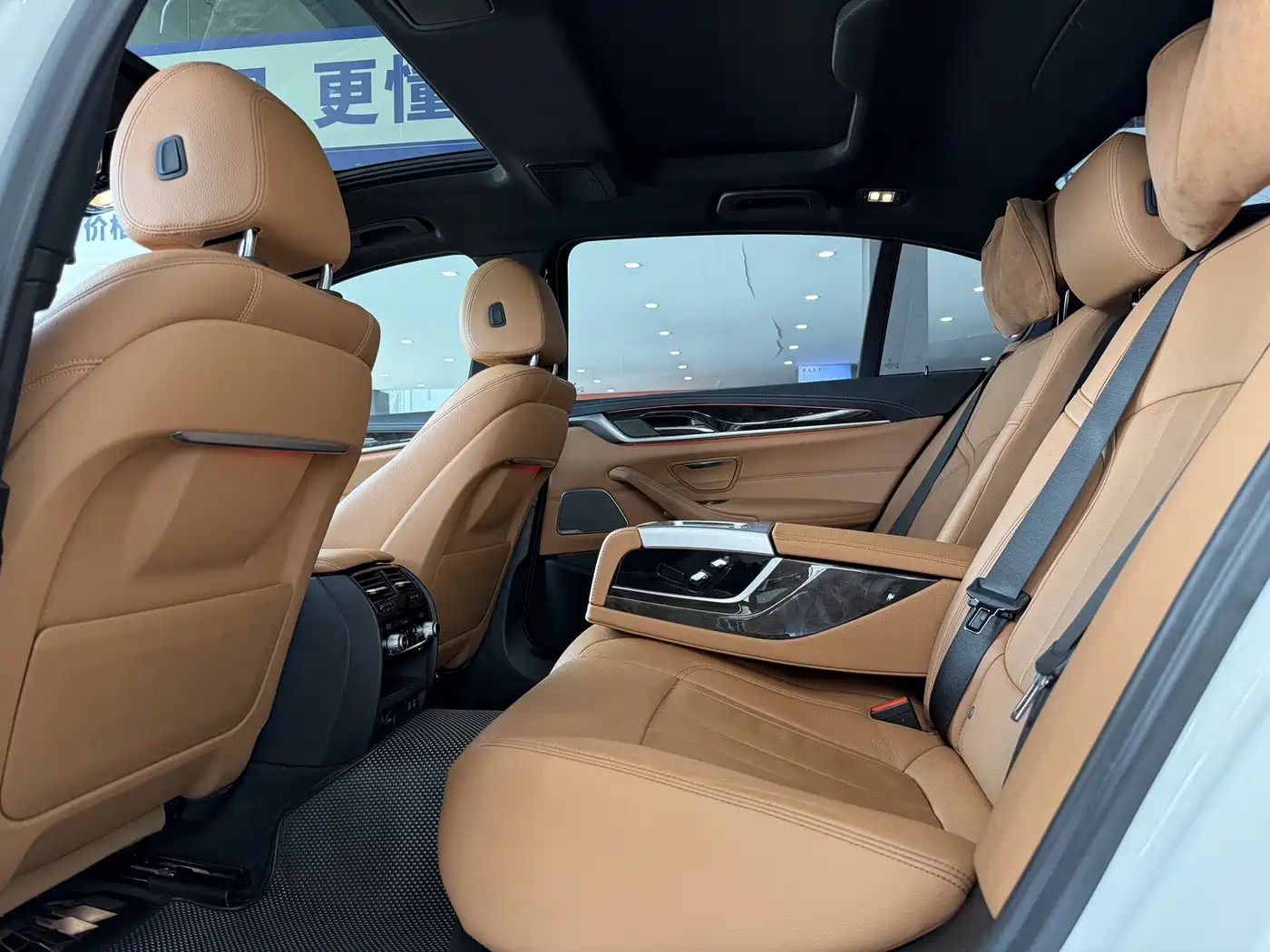 BMW 5 Series 2020 530Li Exclusive M Sport Package фото 6