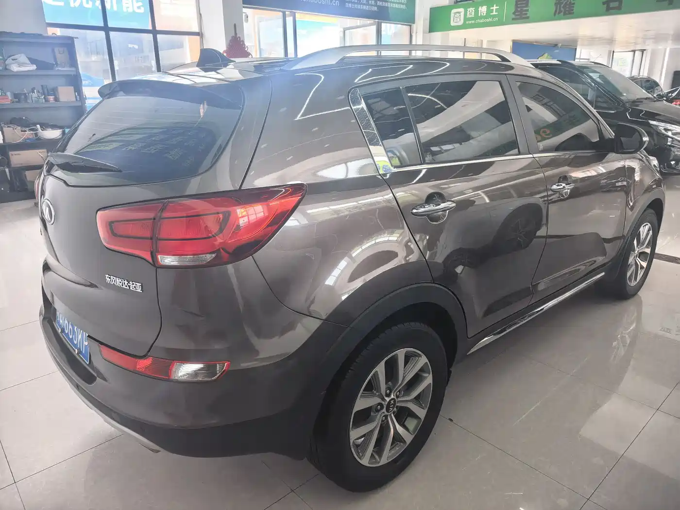Kia Sportage 2016 2.0L Automatic 2WD GLS фото 8