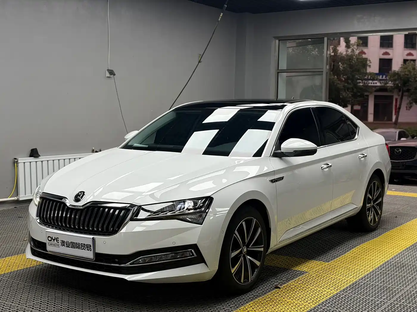 Škoda Superb 2023 2024 TSI280 DSG Premium Edition
