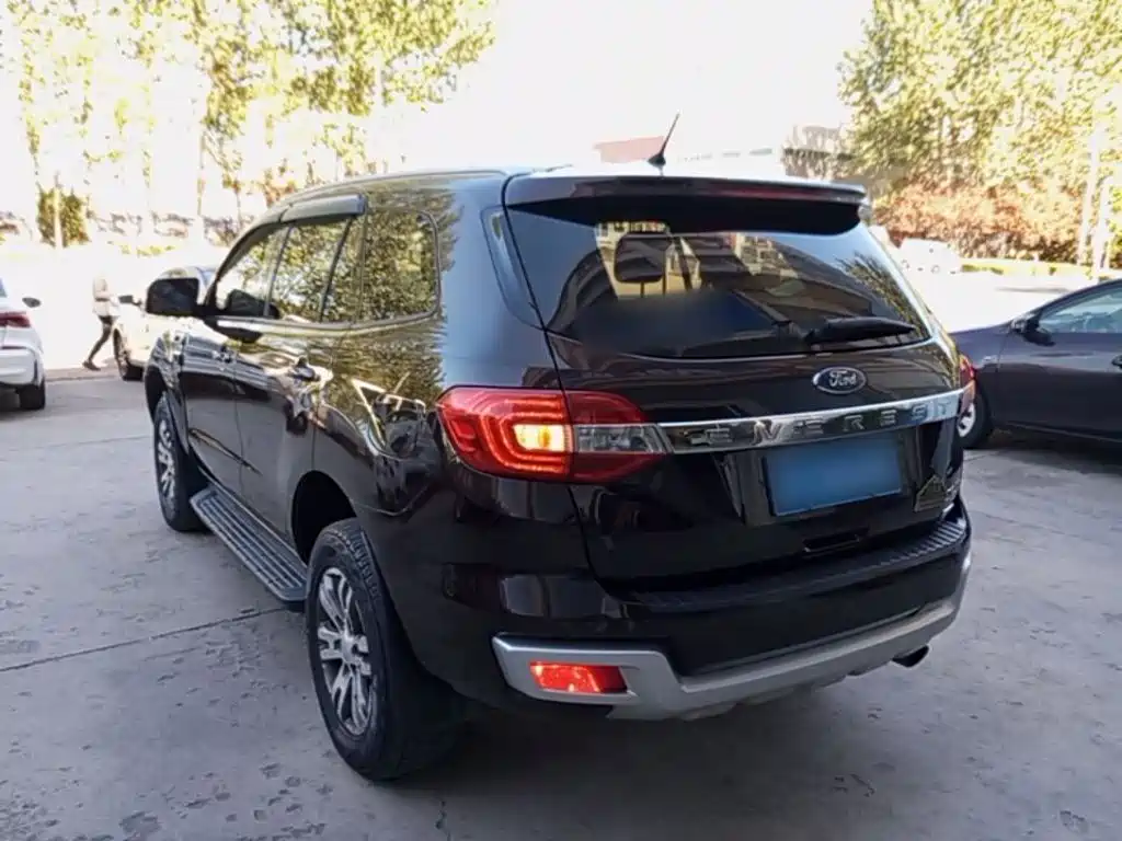 Ford Everest 2017 2016 2.0T Gasoline Automatic 4WD Luxury Edition