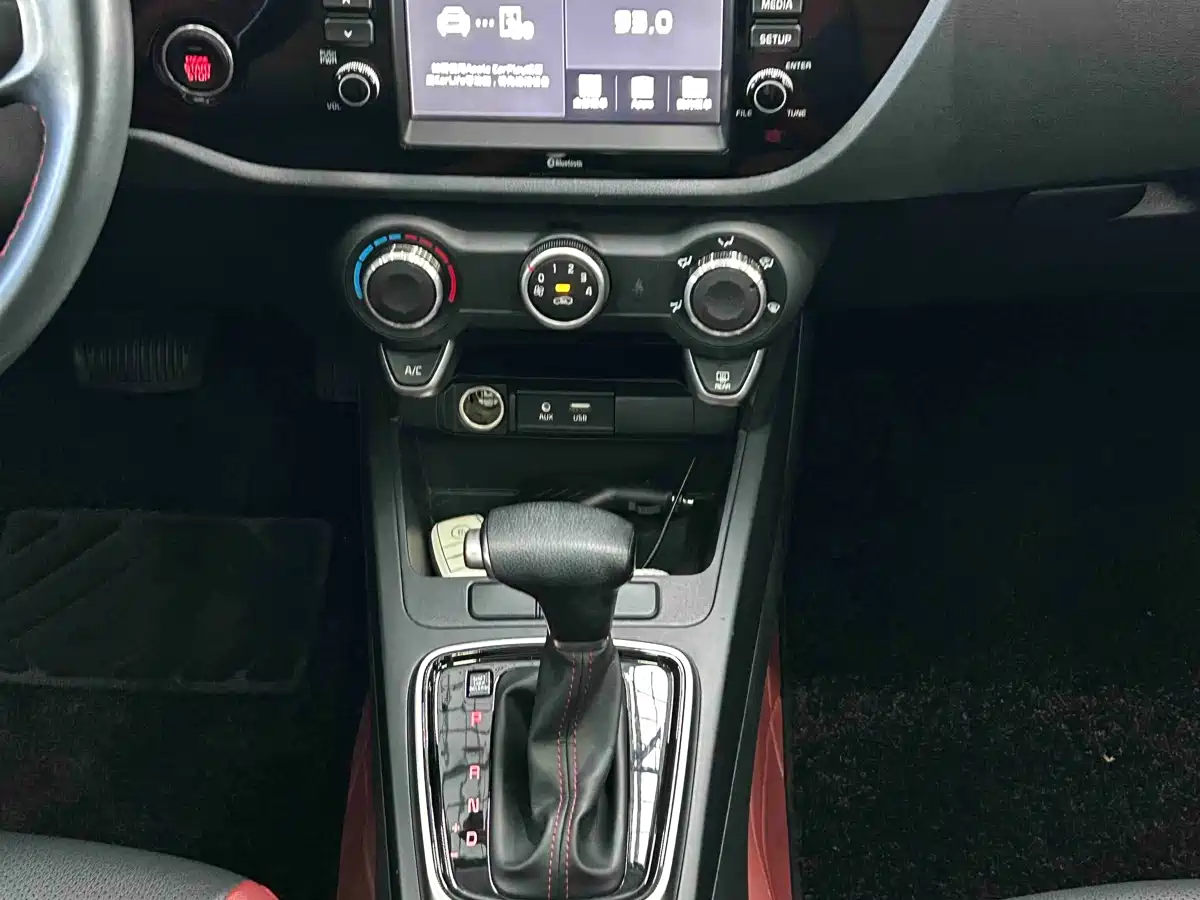 Kia KX CROSS 2018 1.6L Automatic Smart Sunroof Edition фото 25