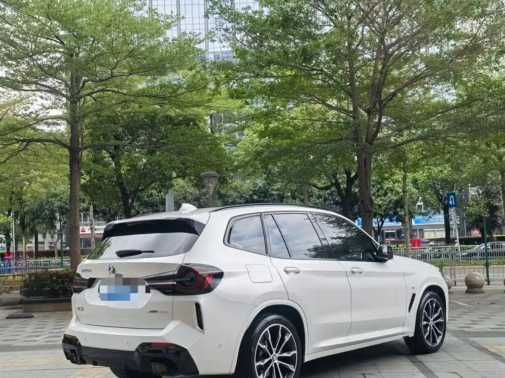 BMW X3 2022 Facelift xDrive30i Leading M Shadow Edition фото 7