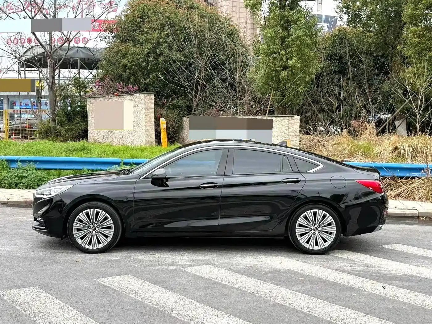 Hongqi H5 2020 1.5T DCT Qi Rhythm Edition фото 9