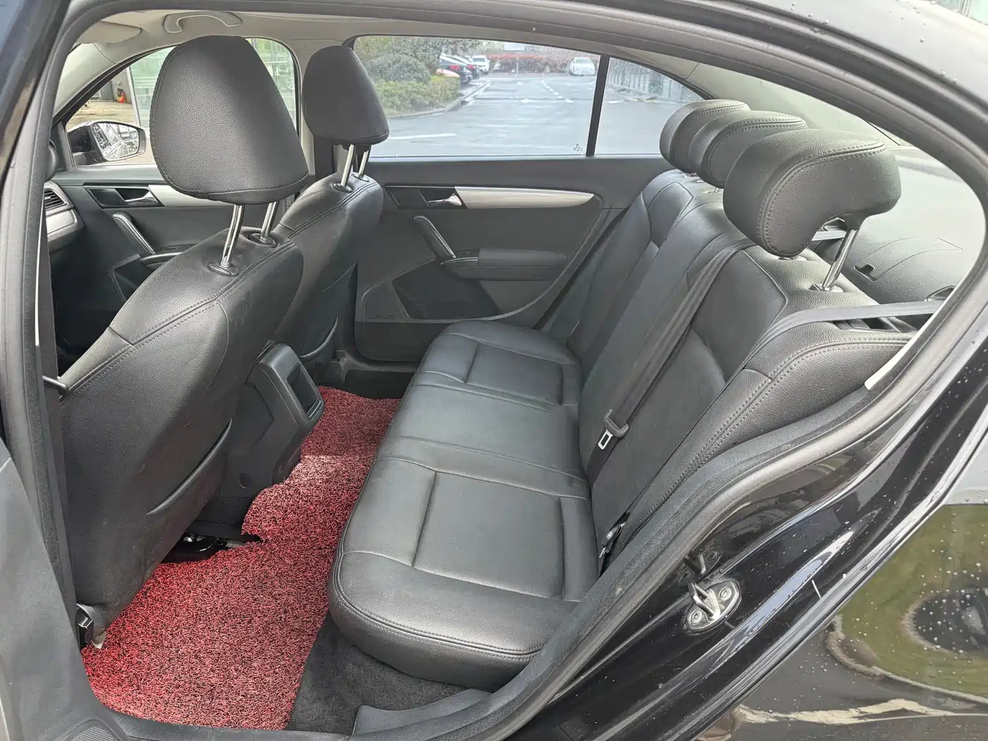 Volkswagen Lavida 2013 Facelift Classic 1.6L Automatic Trend фото 8