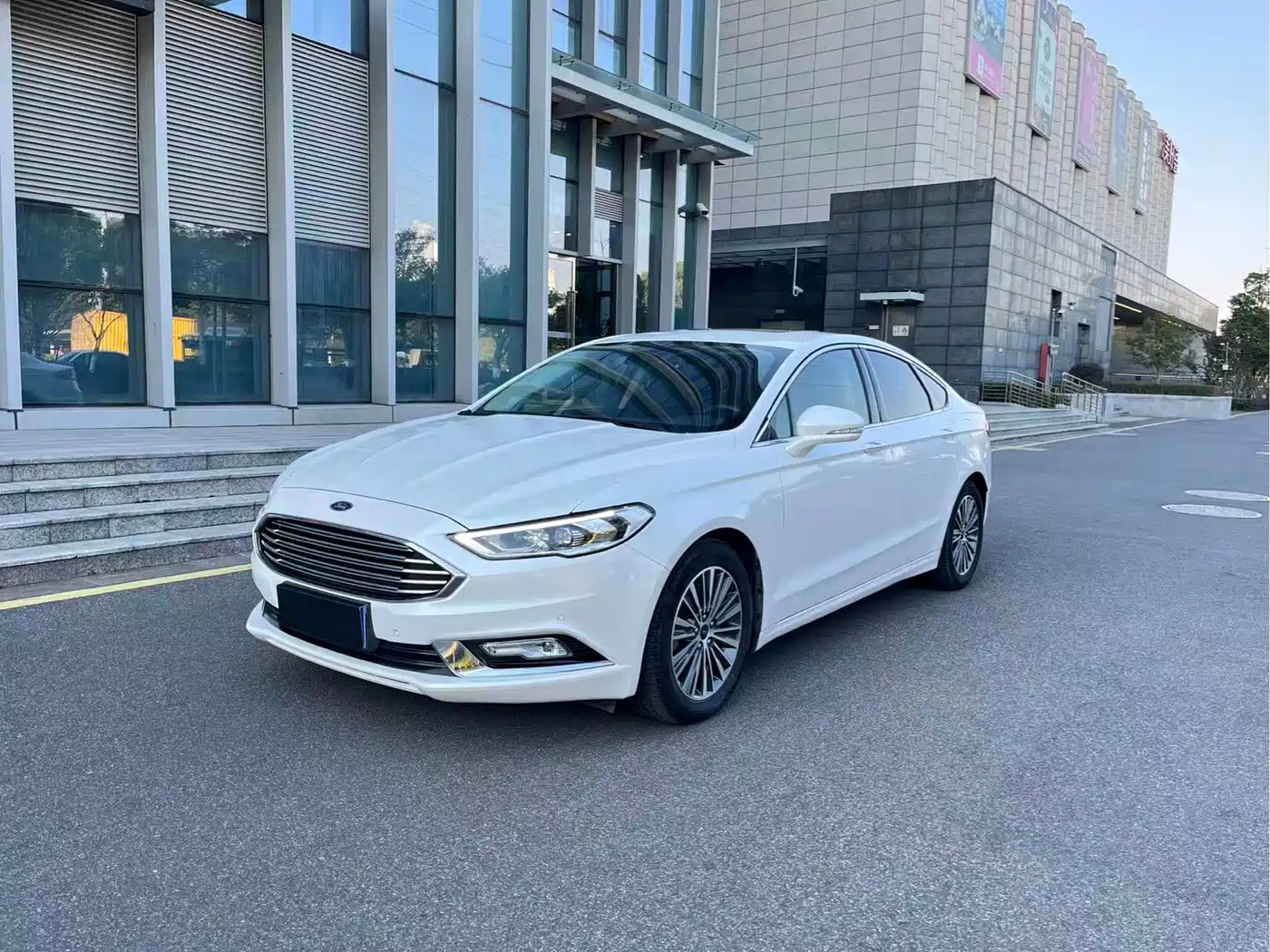 FORD MONDEO