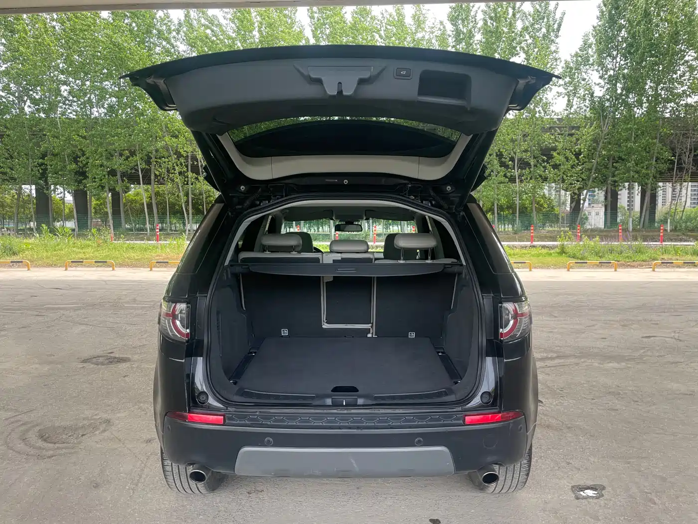 Land Rover Discovery Sport (Import) 2015 2.0T SE фото 21