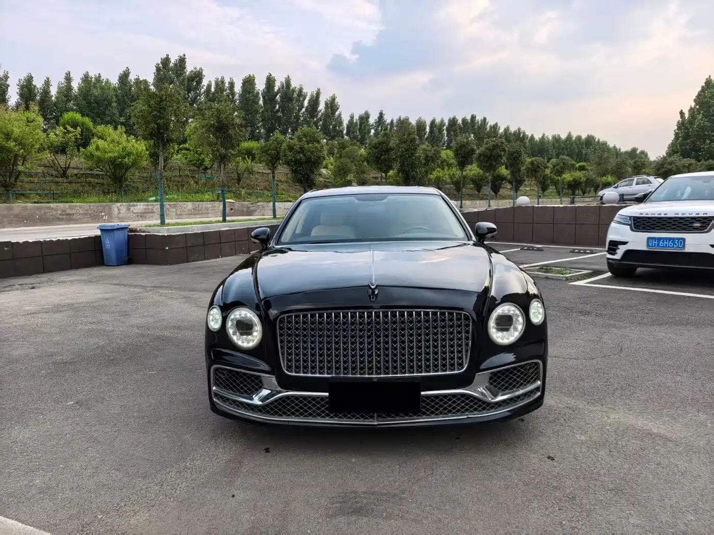 Bentley Flying Spur 2010 6.0T 5-seater Version фото 2