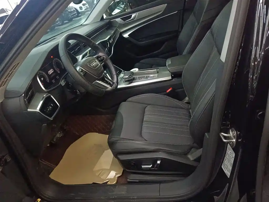 Audi A6L 2023 45 TFSI Premium Selection Elegance фото 11