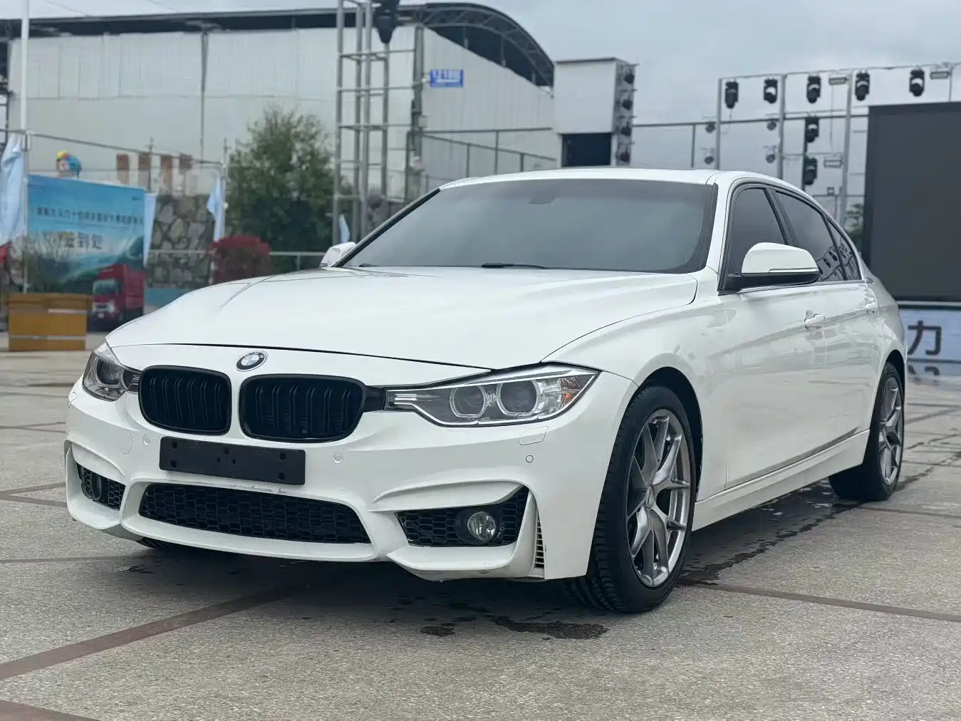 BMW 3 Series 2015 320Li Fashion фото 3
