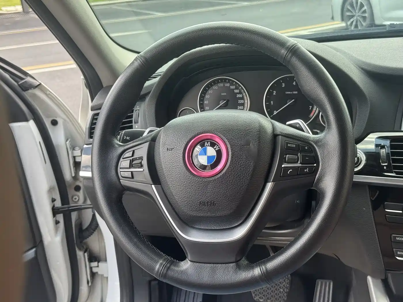 Photo 28 - BMW X4