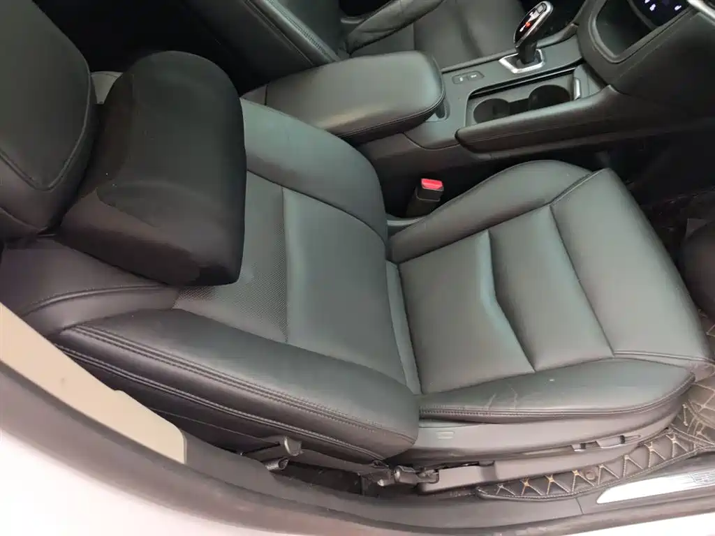 Cadillac XT5 2018 25T Luxury фото 25