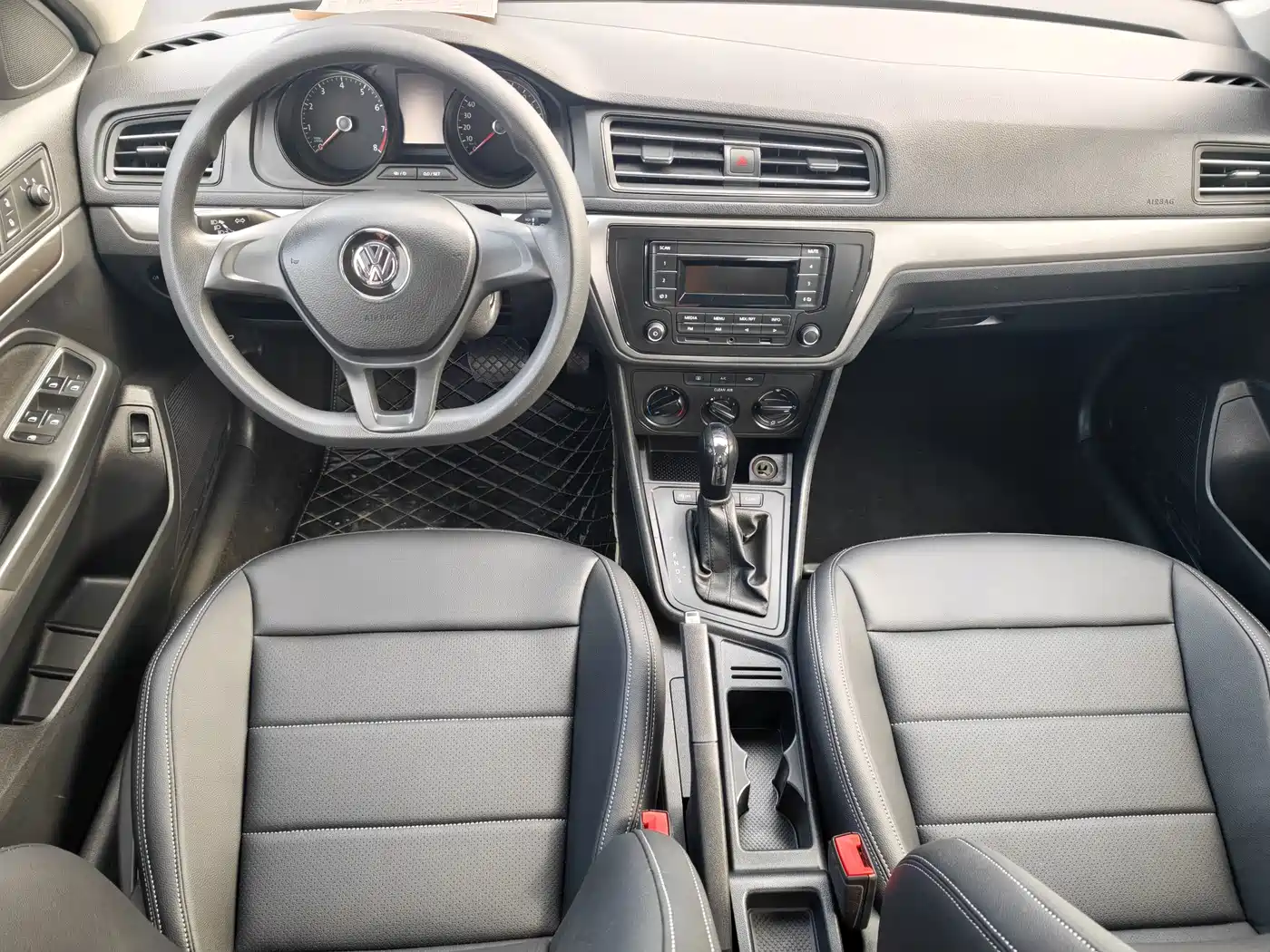 Volkswagen Lavida, миниатюра 6