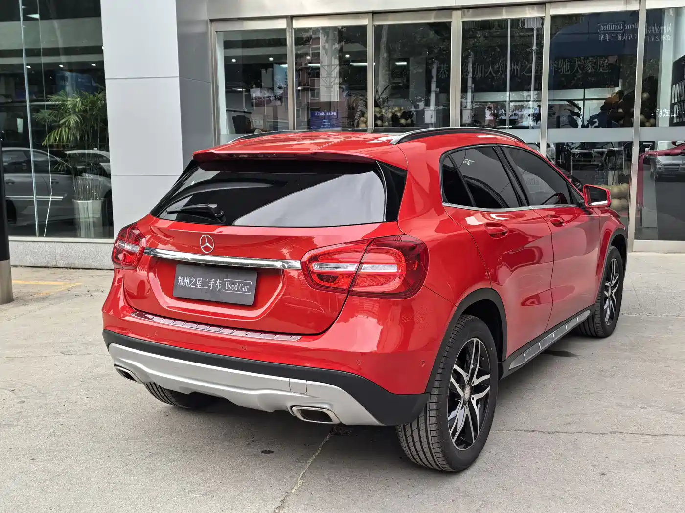 Mercedes-Benz GLA 2017 GLA 220 4MATIC Fashion фото 5