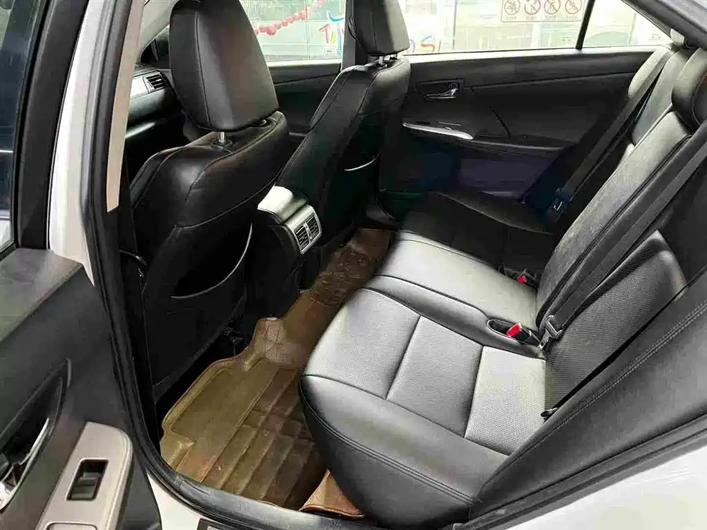 Toyota Camry 2012 Junrui 2.0S Dynamic Edition фото 5