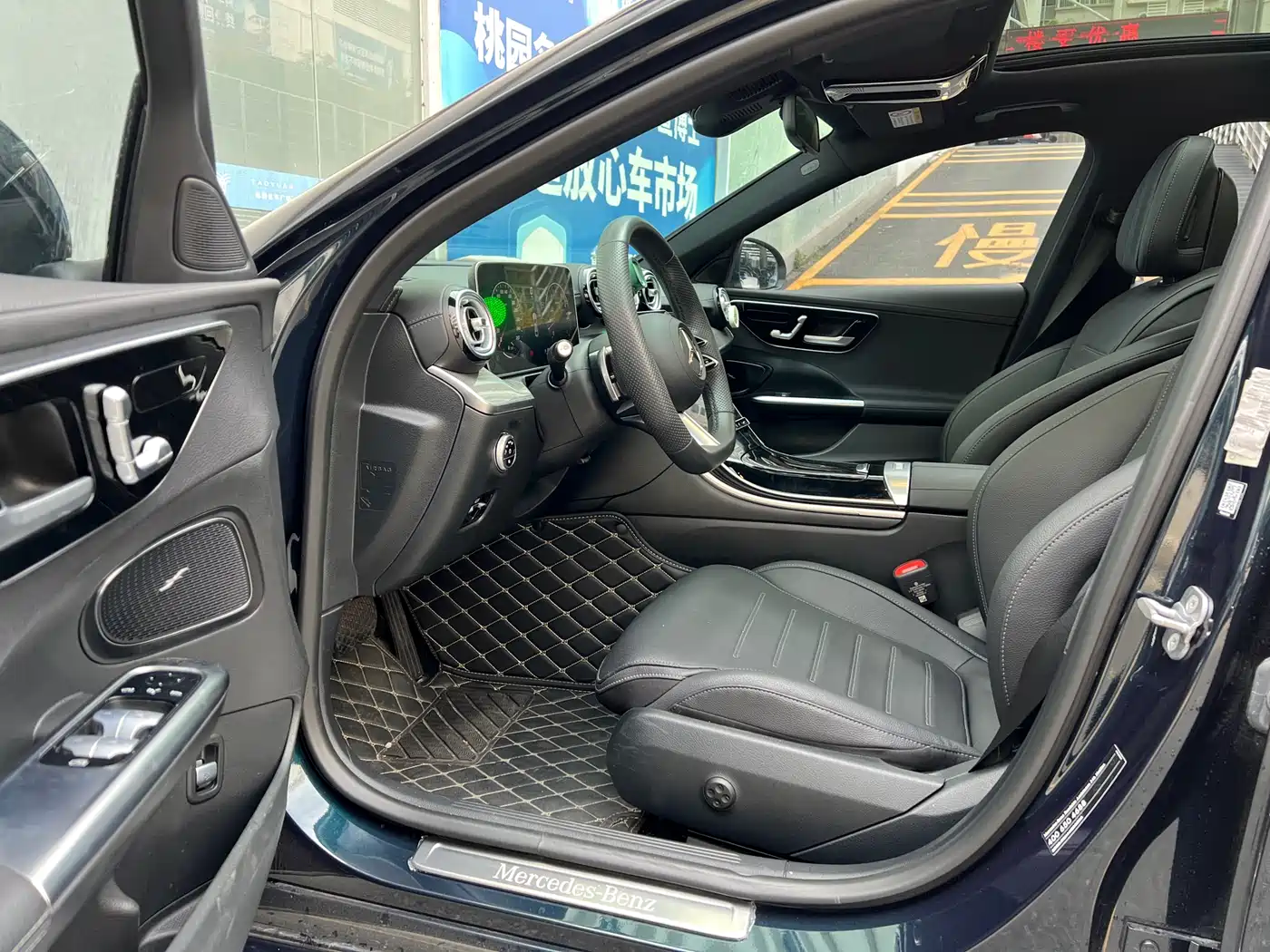Mercedes-Benz C-Class 2024 Second Facelift C 260 L Sport фото 12