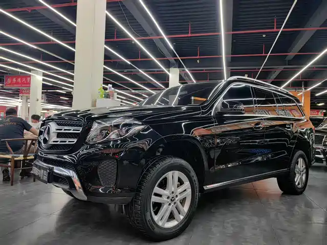 MERCEDES-BENZ GLS