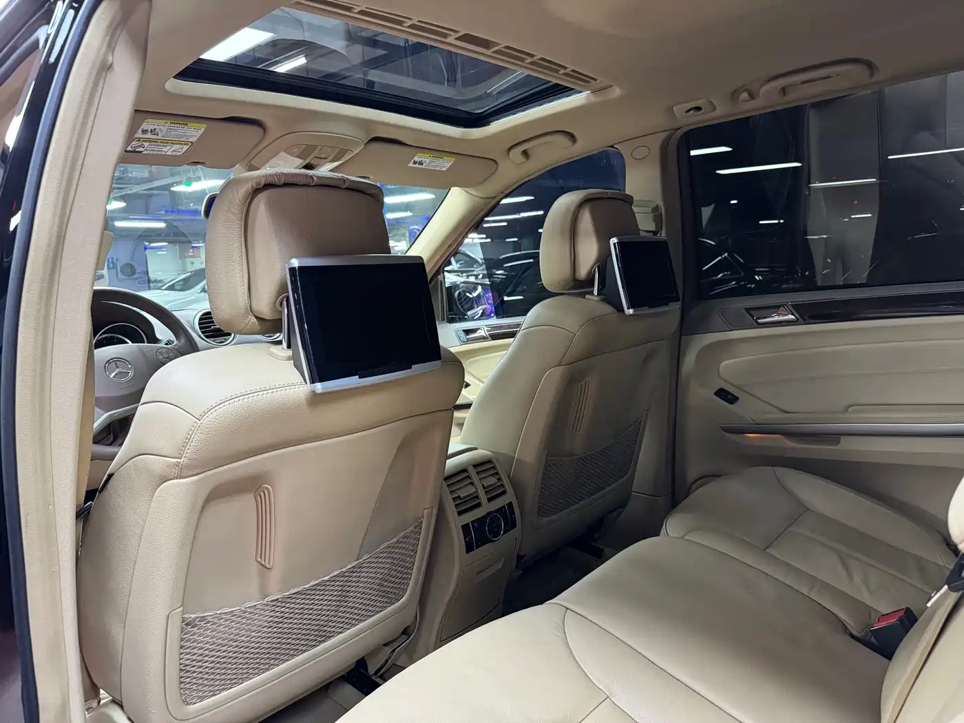 Mercedes-Benz GL-Class фото 34