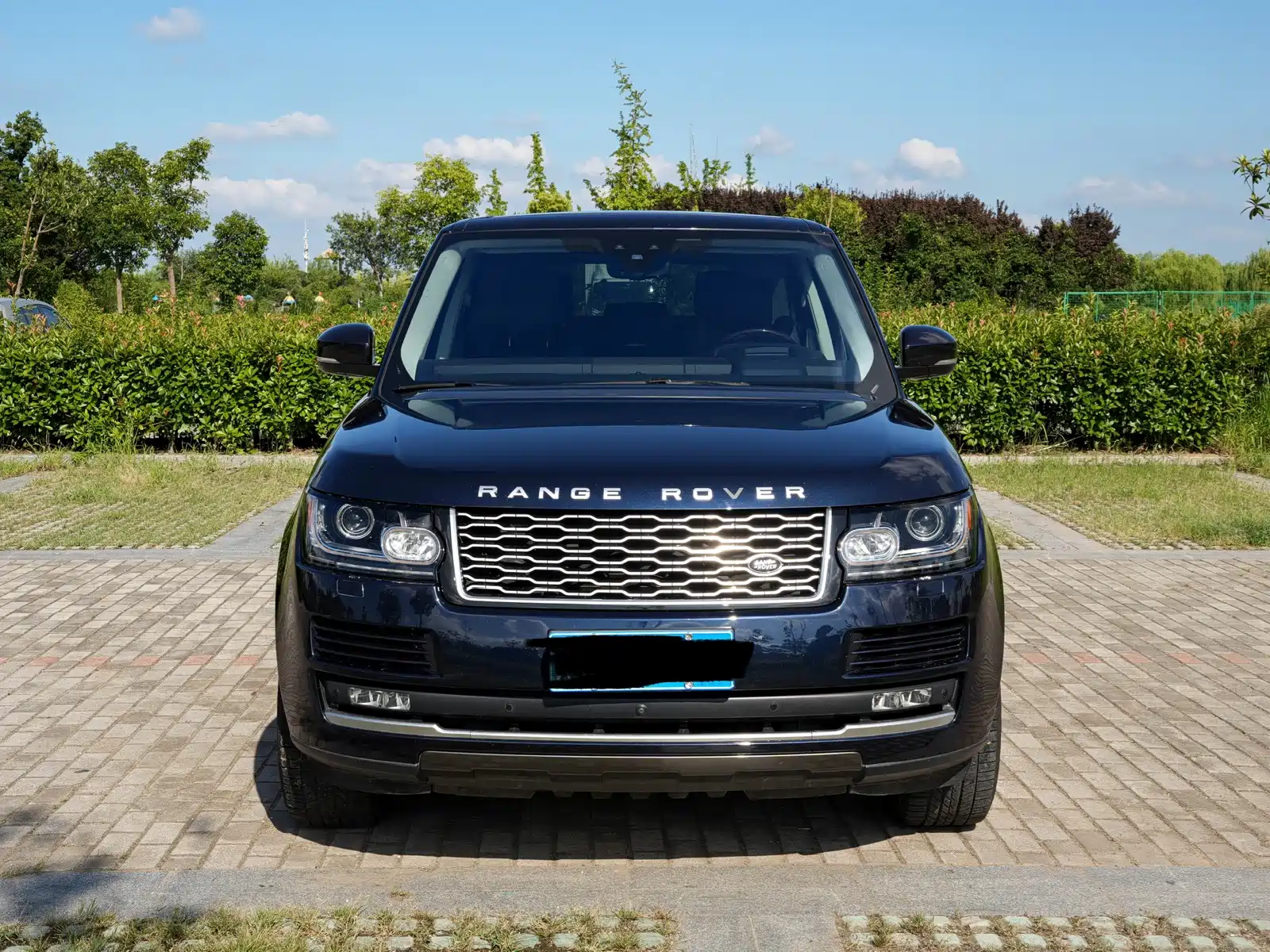Фото 1 - Land Rover Range Rover