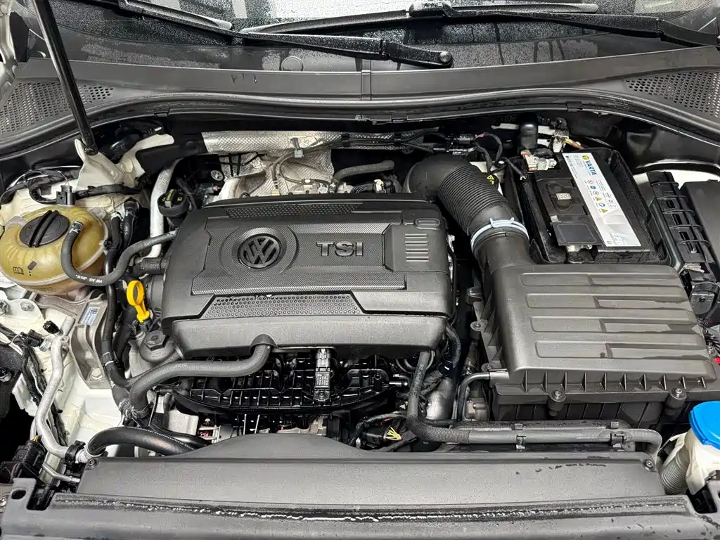 Volkswagen Tiguan L 2023 380TSI 4WD R-Line Premium 7-seater фото 7