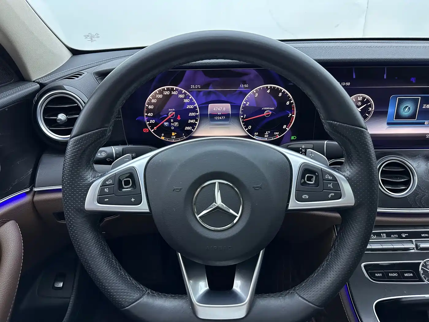 Mercedes-Benz E-Class 2018 Facelift E 200 L Sport фото 12