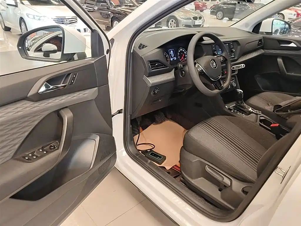 Volkswagen Tharu 2020 280TSI 2WD Trend Edition China VI фото 16