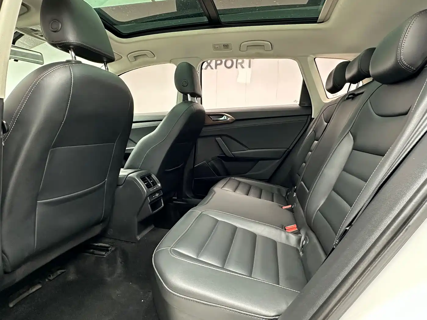 Volkswagen Tharu 2021 Model 280TSI 2WD Comfort Edition фото 10