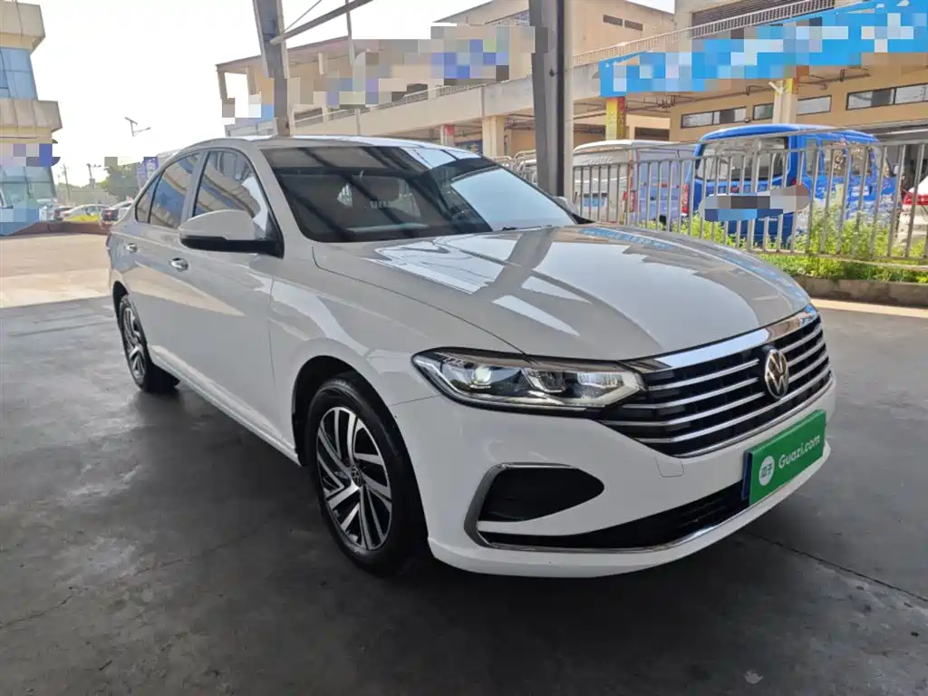 Volkswagen Lavida 2023 1.5L Auto Luxury Edition фото 4