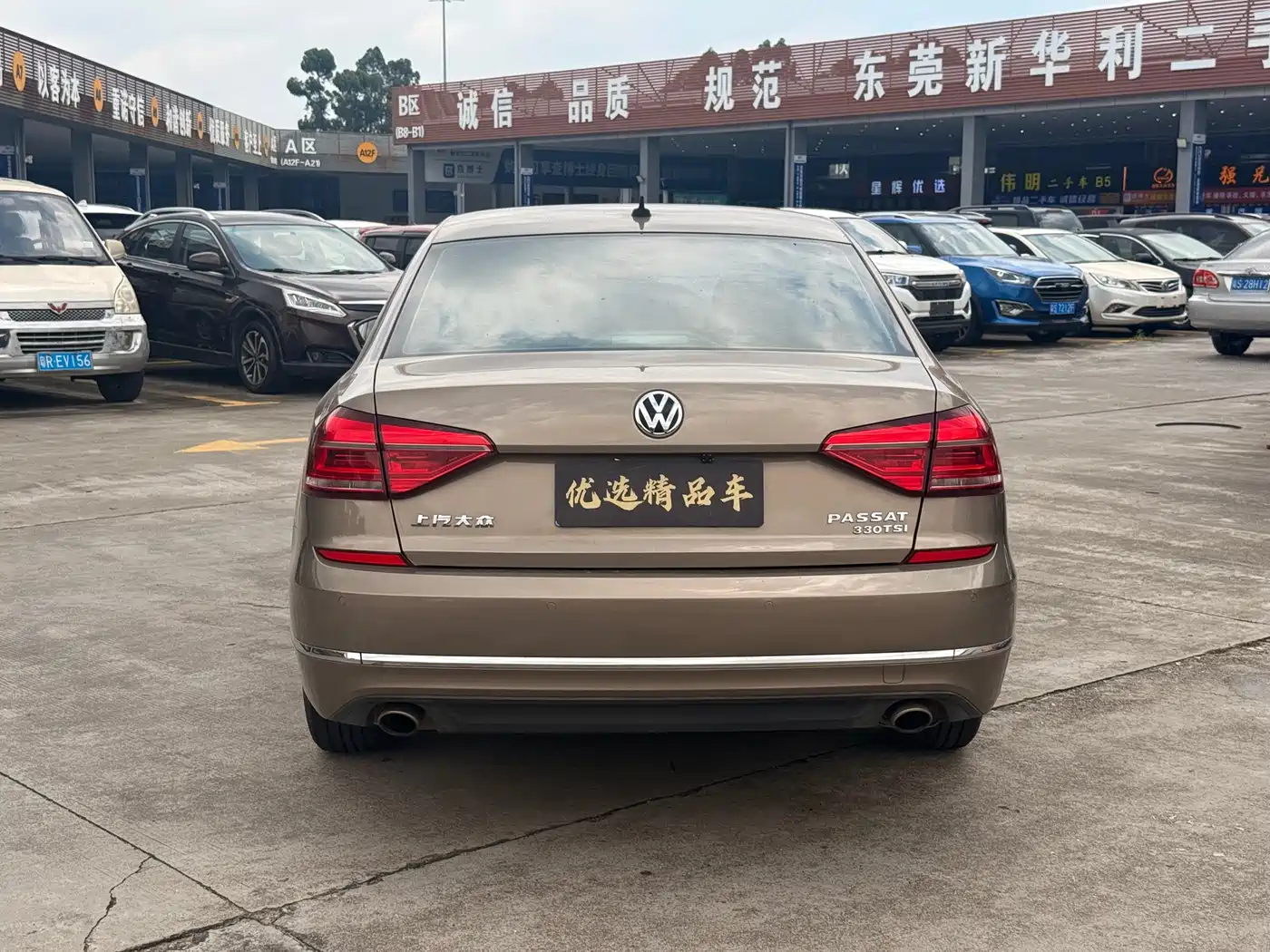 Volkswagen Passat 2017 330TSI DSG Prestige фото 13