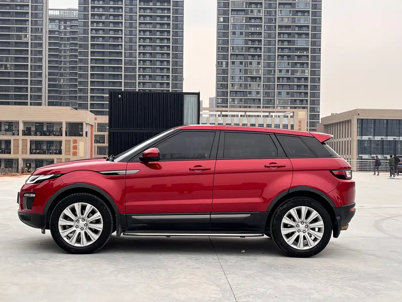 Land Rover Range Rover Evoque 2016 2.0T SE ZhiYao фото 4