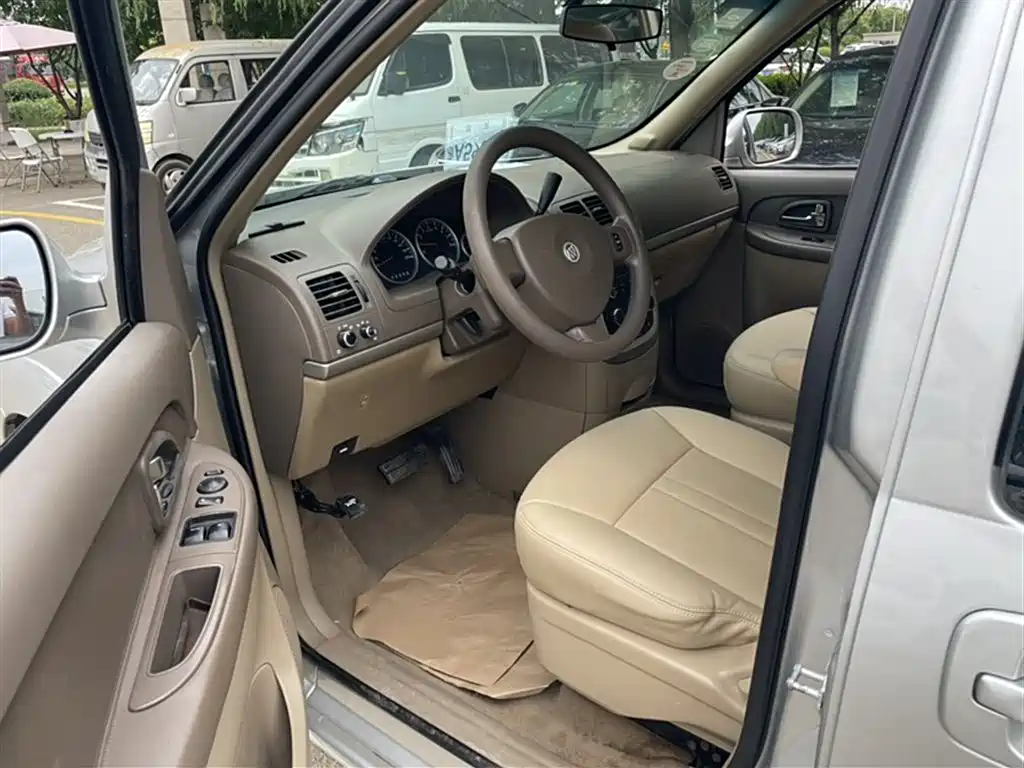 Buick GL8 2014 2.4L Classic Edition фото 11