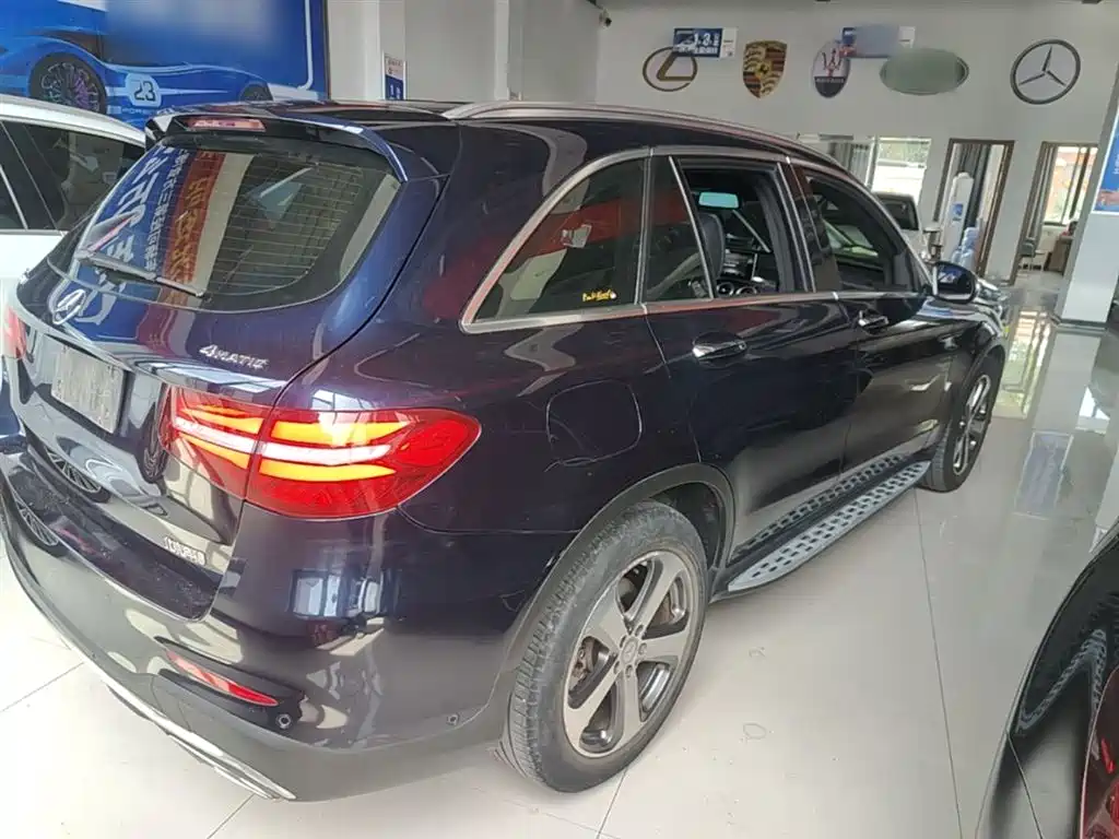 Mercedes-Benz GLC 2017 GLC 260 4MATIC Luxury фото 7