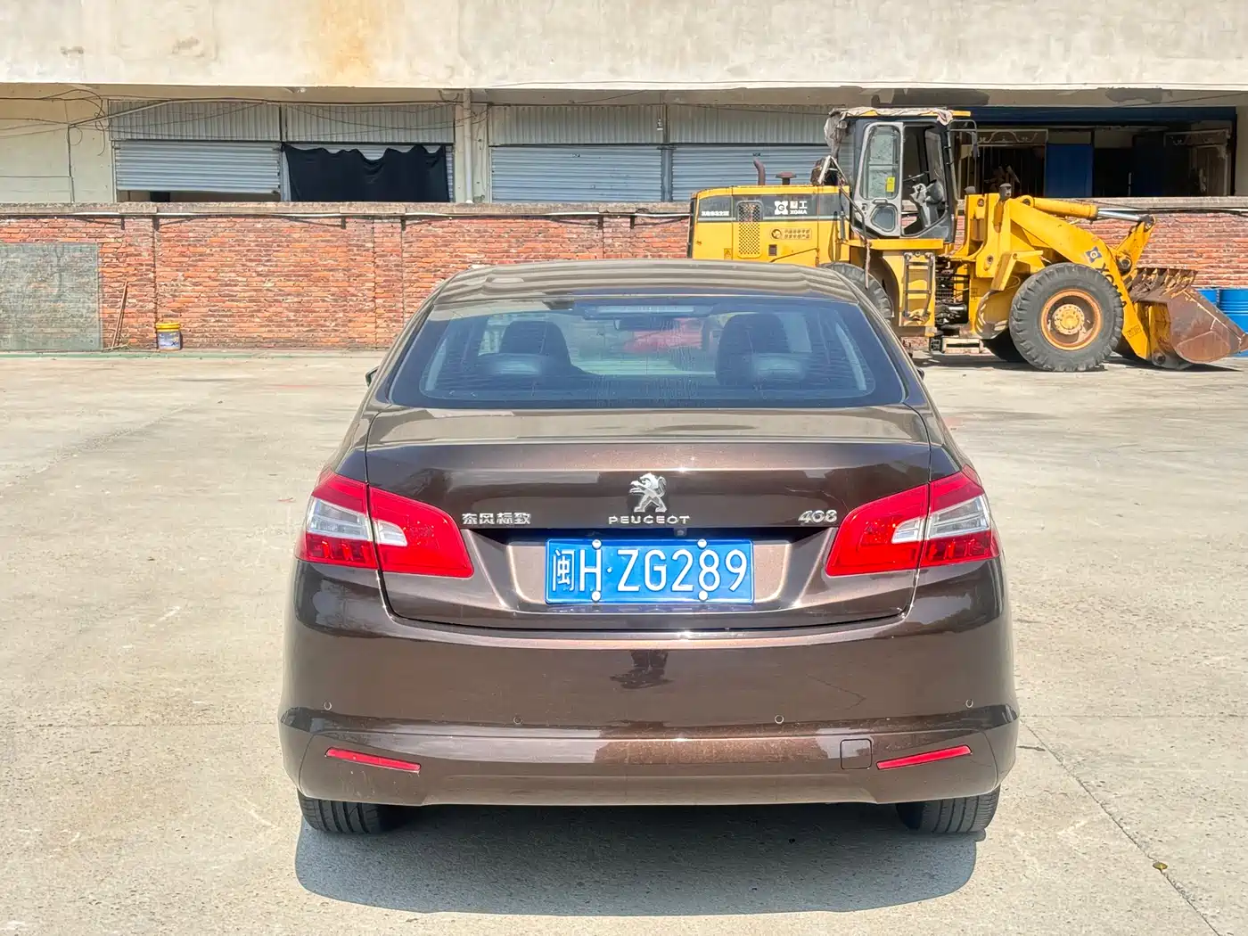 Peugeot 408 2014 1.8L Automatic Luxury Edition фото 7