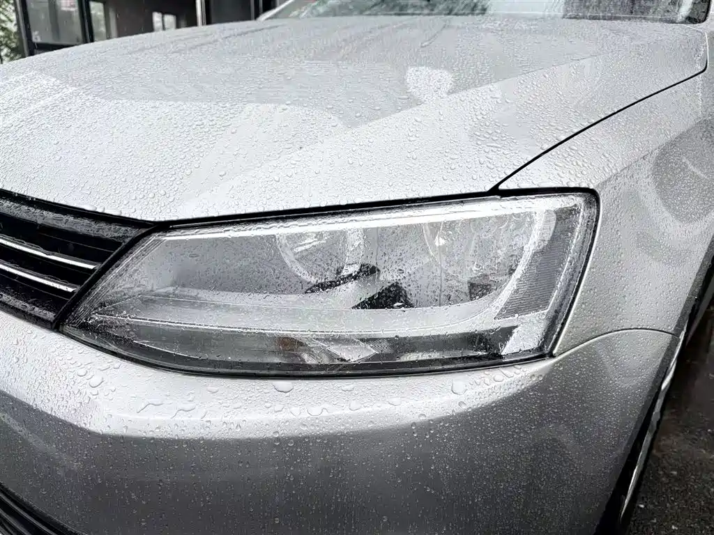 Volkswagen Sagitar 2015 1.6L Automatic Comfort фото 13