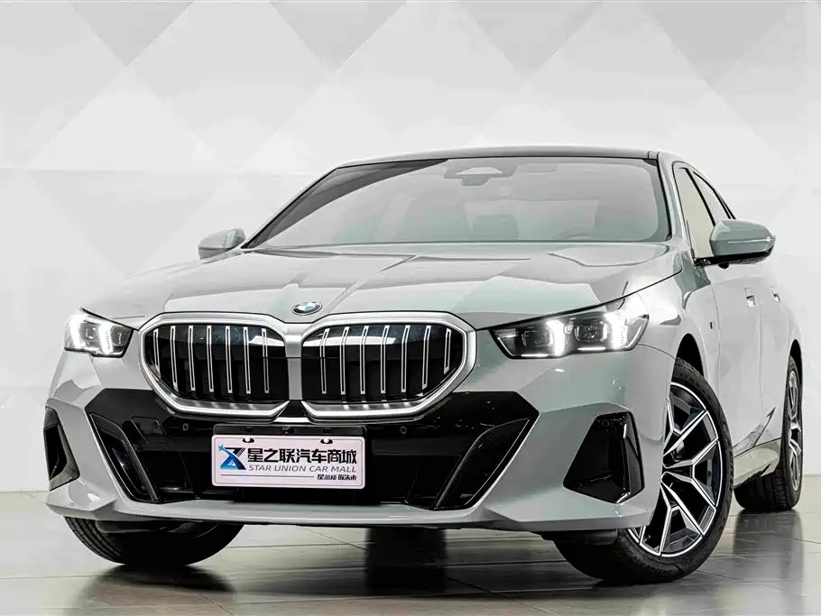 BMW 5 Series (Import) 2025 2024 530i Leading Model M Sport Package