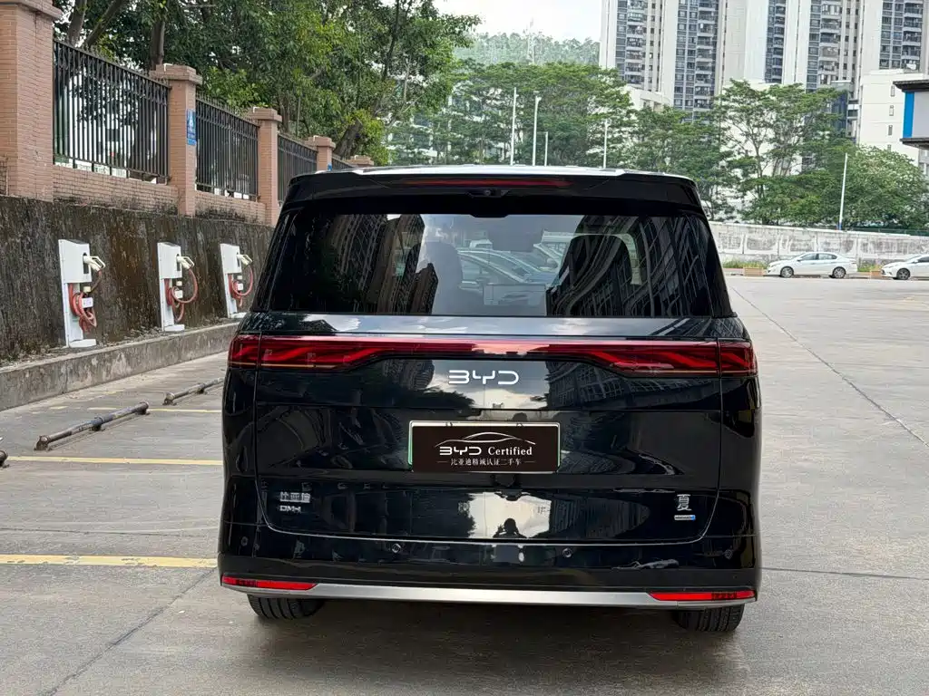 BYD Xia 2025 2025 DM-i 1.5T 180km Excellence