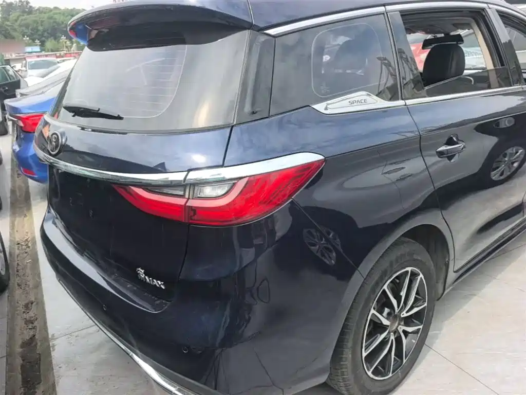 BYD Song MAX 2017 1.5T Auto Smart Connect Premium 7-seater фото 7