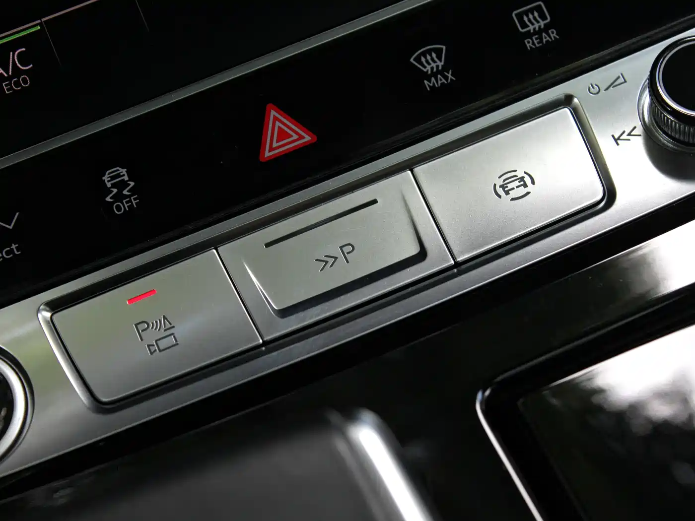 Audi Q8 2023 2022 55 TFSI Luxury Dynamic
